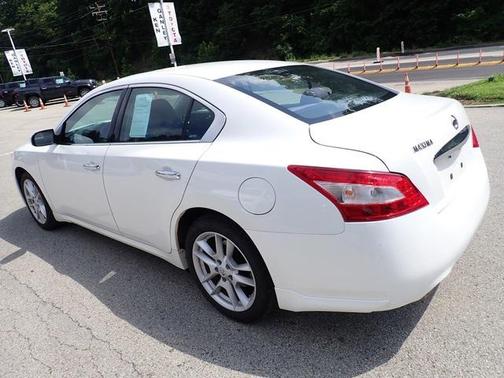 2011 Nissan Maxima S