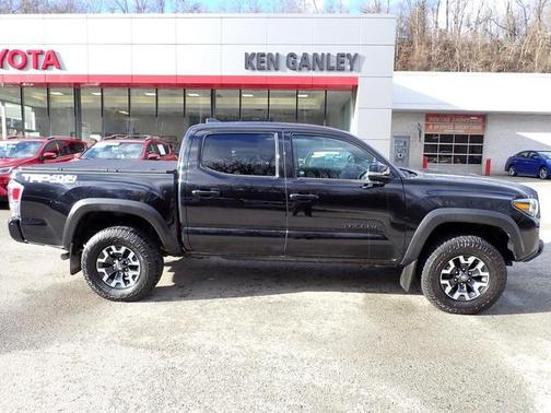 2022 Toyota Tacoma TRD Off Road