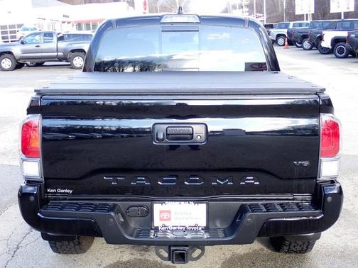 2022 Toyota Tacoma TRD Off Road