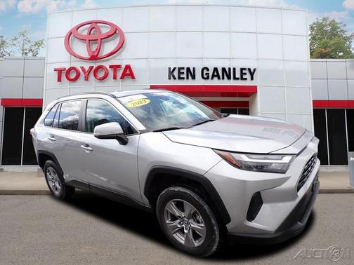 2023 Toyota RAV4 Hybrid XLE