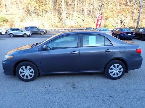 2011 Toyota Corolla LE