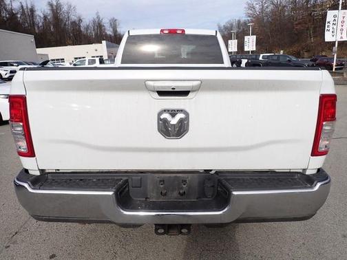 2022 RAM 2500 Big Horn Crew Cab 4x4 8' Box