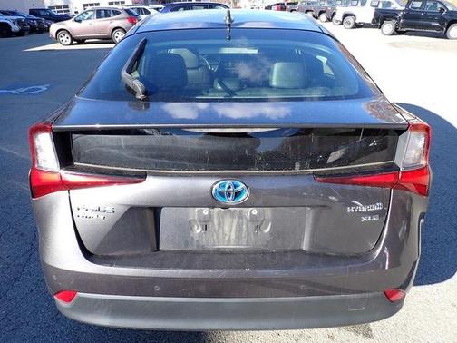 2019 Toyota Prius XLE