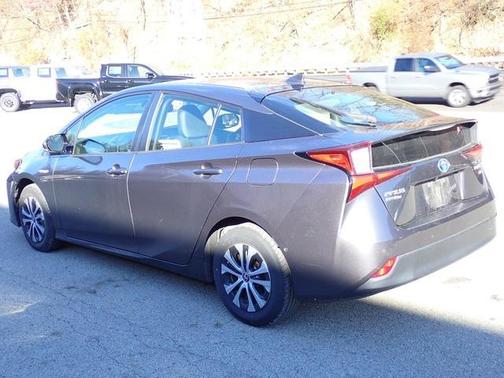 2019 Toyota Prius XLE