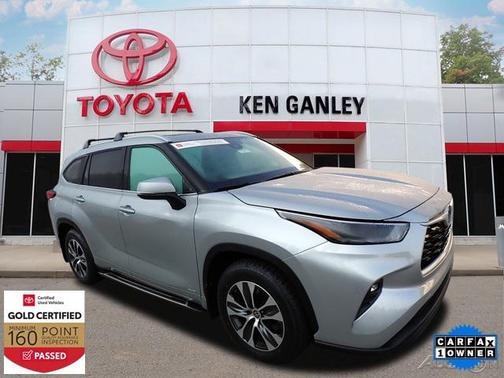 2022 Toyota Highlander Hybrid XLE