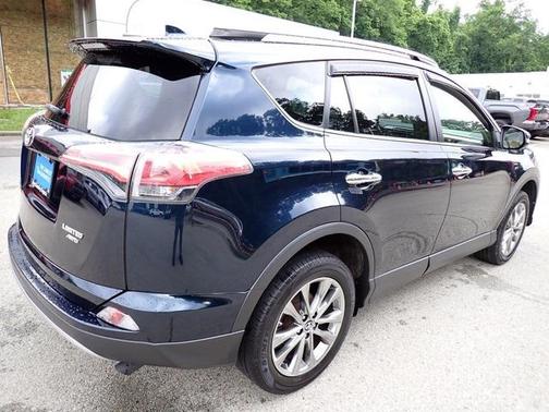 2017 Toyota RAV4 Limited