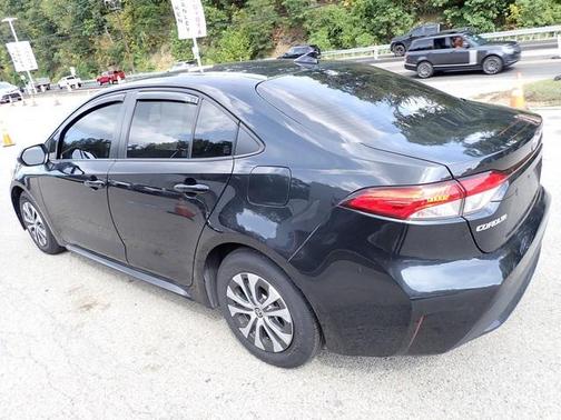 2022 Toyota Corolla Hybrid LE