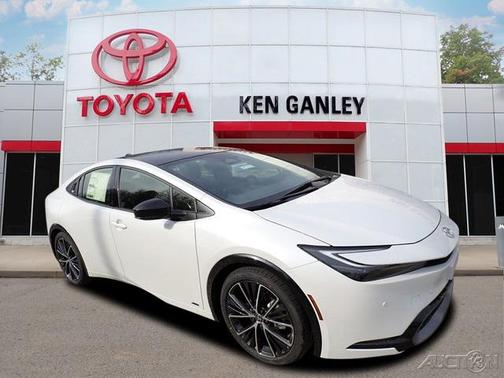 2025 Toyota Prius XLE