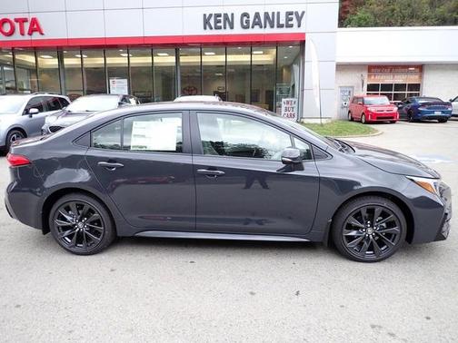 2026 Toyota Corolla Hybrid SE