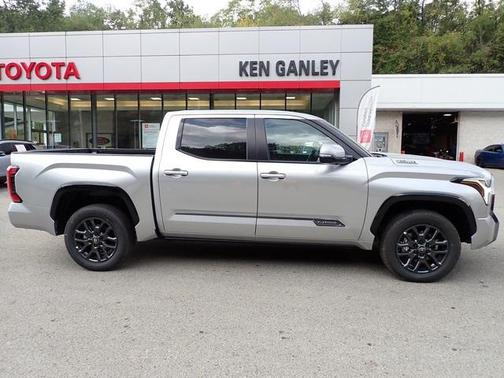 2026 Toyota Tundra Hybrid Platinum