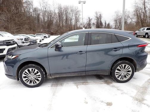 2024 Toyota Venza XLE