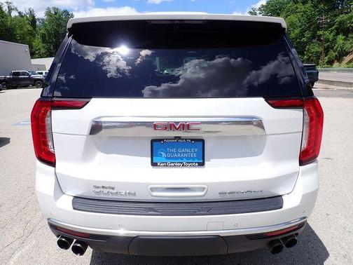 White Frost Tricoat 2021 GMC Yukon Denali