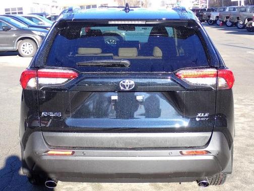 2025 Toyota RAV4 Hybrid XLE Premium