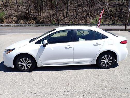 White 2022 Toyota Corolla Hybrid LE