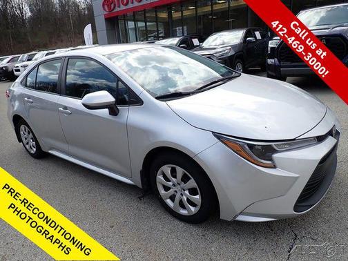 Classic Silver Metallic 2023 Toyota Corolla LE