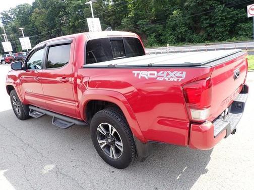 2017 Toyota Tacoma TRD Sport