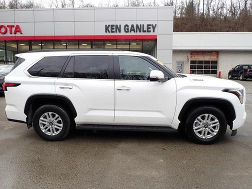 2025 Toyota Sequoia SR5