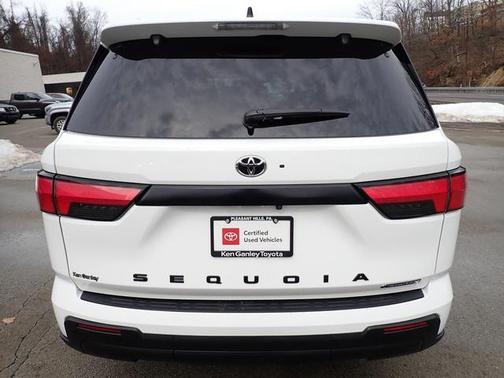 2025 Toyota Sequoia SR5