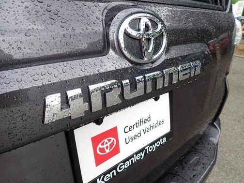 2022 Toyota 4Runner SR5
