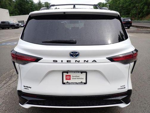 White 2022 Toyota Sienna XSE 7 Passenger