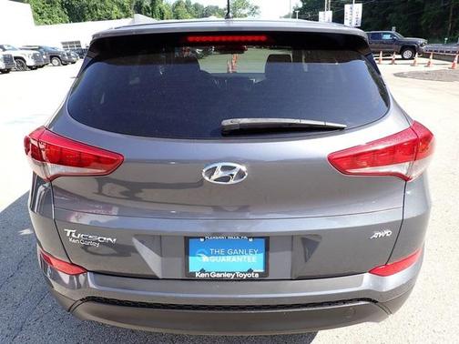 2018 Hyundai TUCSON SE