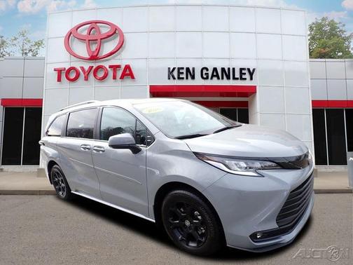 2026 Toyota Sienna Woodland Edition