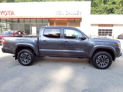 2023 Toyota Tacoma TRD Sport