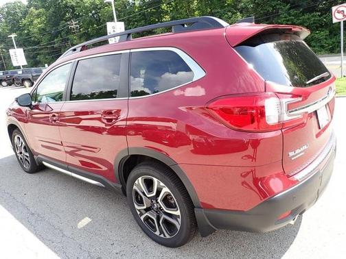 2024 Subaru Ascent Limited 8-Passenger