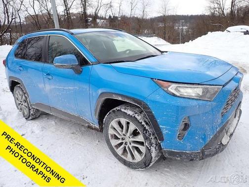 2019 Toyota RAV4 XLE Premium