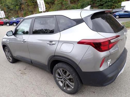 2023 Kia Seltos LX