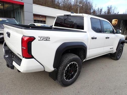 2025 Toyota Tacoma TRD Off Road