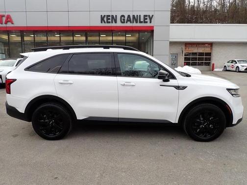 2022 Kia Sorento S