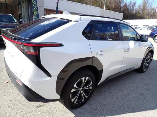 2024 Toyota bZ4X XLE