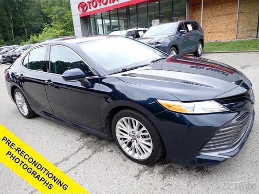 2020 Toyota Camry XLE