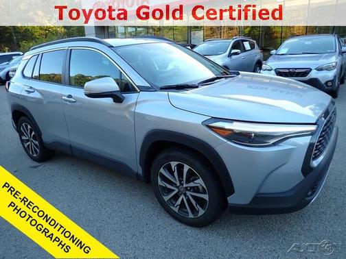 2022 Toyota Corolla Cross XLE