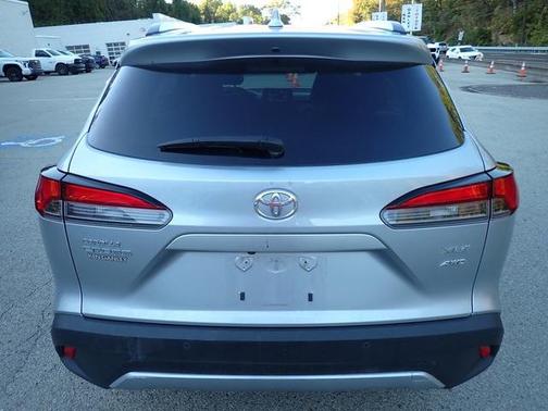 2022 Toyota Corolla Cross XLE