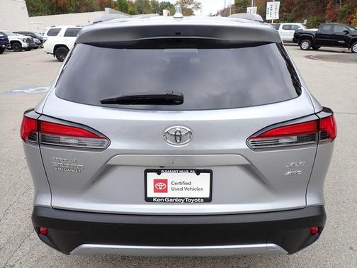 2022 Toyota Corolla Cross XLE