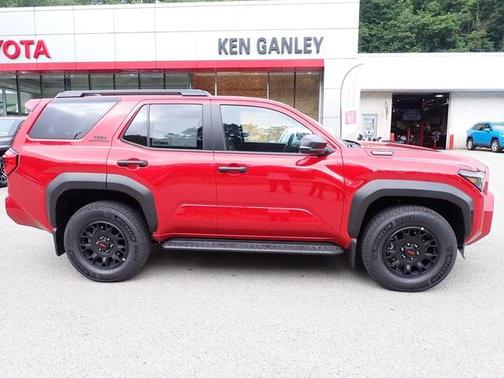 2025 Toyota 4Runner TRD Off Road