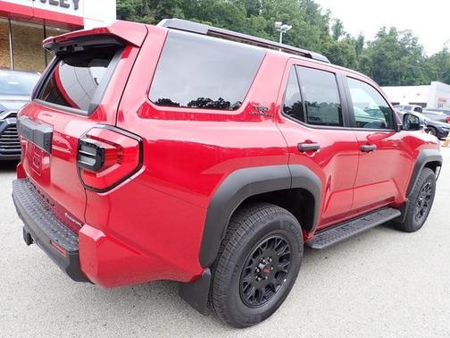 2025 Toyota 4Runner TRD Off Road