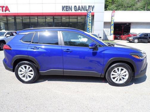 Blue Crush Metallic 2022 Toyota Corolla Cross LE