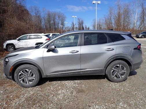 2023 Kia Sportage Hybrid LX