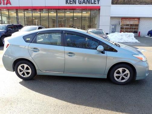 2014 Toyota Prius Three