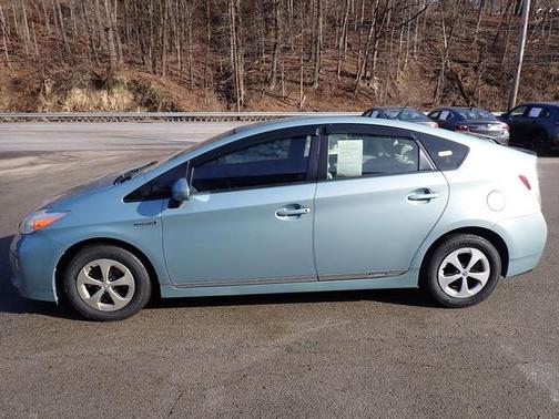 2014 Toyota Prius Three