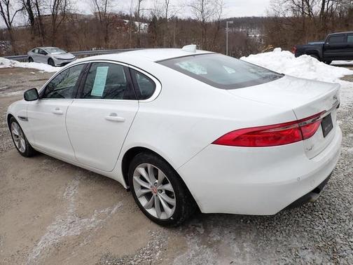 2018 Jaguar XF 25t Premium