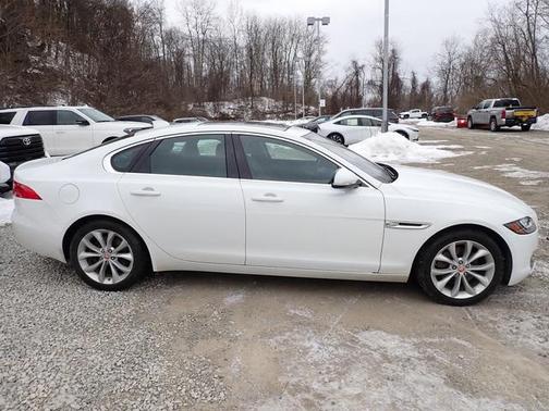2018 Jaguar XF 25t Premium