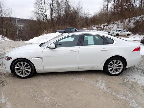 2018 Jaguar XF 25t Premium