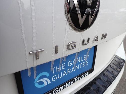 2022 Volkswagen Tiguan 2.0T SE R-Line Black 4MOTION