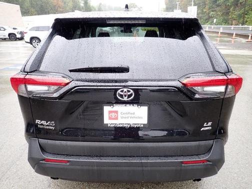 2023 Toyota RAV4 LE