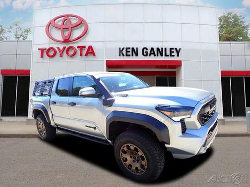 2025 Toyota Tacoma Hybrid Trailhunter