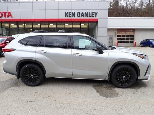 2023 Toyota Highlander XSE